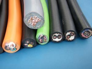 业务员为拿巨额回扣以假冒电缆充真货卖