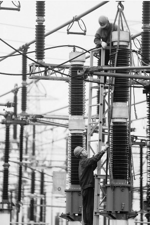 220千伏高湖变电站检修电压互感器