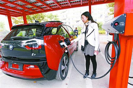 上海松江计划年底前建成光伏智能充电站50座