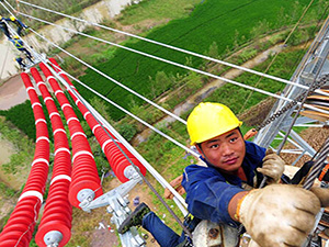 宁夏-浙江输电线路工程全面进入架线施工高峰