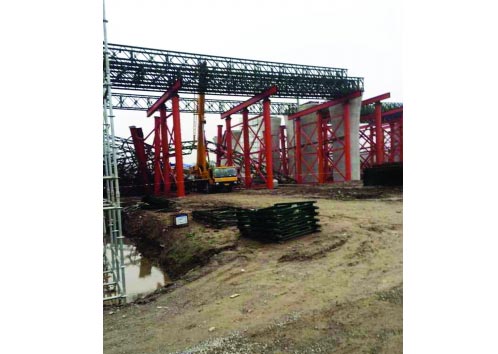 沪通铁路南通西站工地发生垮塌事故 致1死4伤