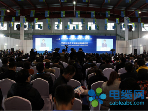 AUSTK美国山特蓄电池12V33Ah正品现货直销_洛必达网