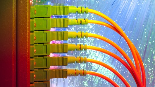 英国城市光纤斥8.7亿收购kcom光纤网络设施