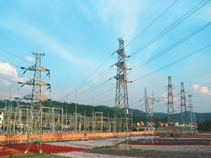 新疆哈密加大“疆电外送”力度 发电量同比增长1.01倍