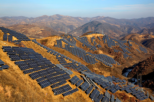 秦皇岛隔河头光伏发电场并网发电