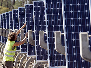 印度和法国合作 向发展中国家提供太阳能_电线