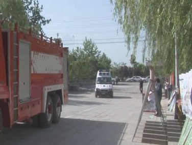 厢货车拽落电缆线 骑车人不幸被当场勒死 厢货车拽落电缆线 骑车人不幸被当场勒死