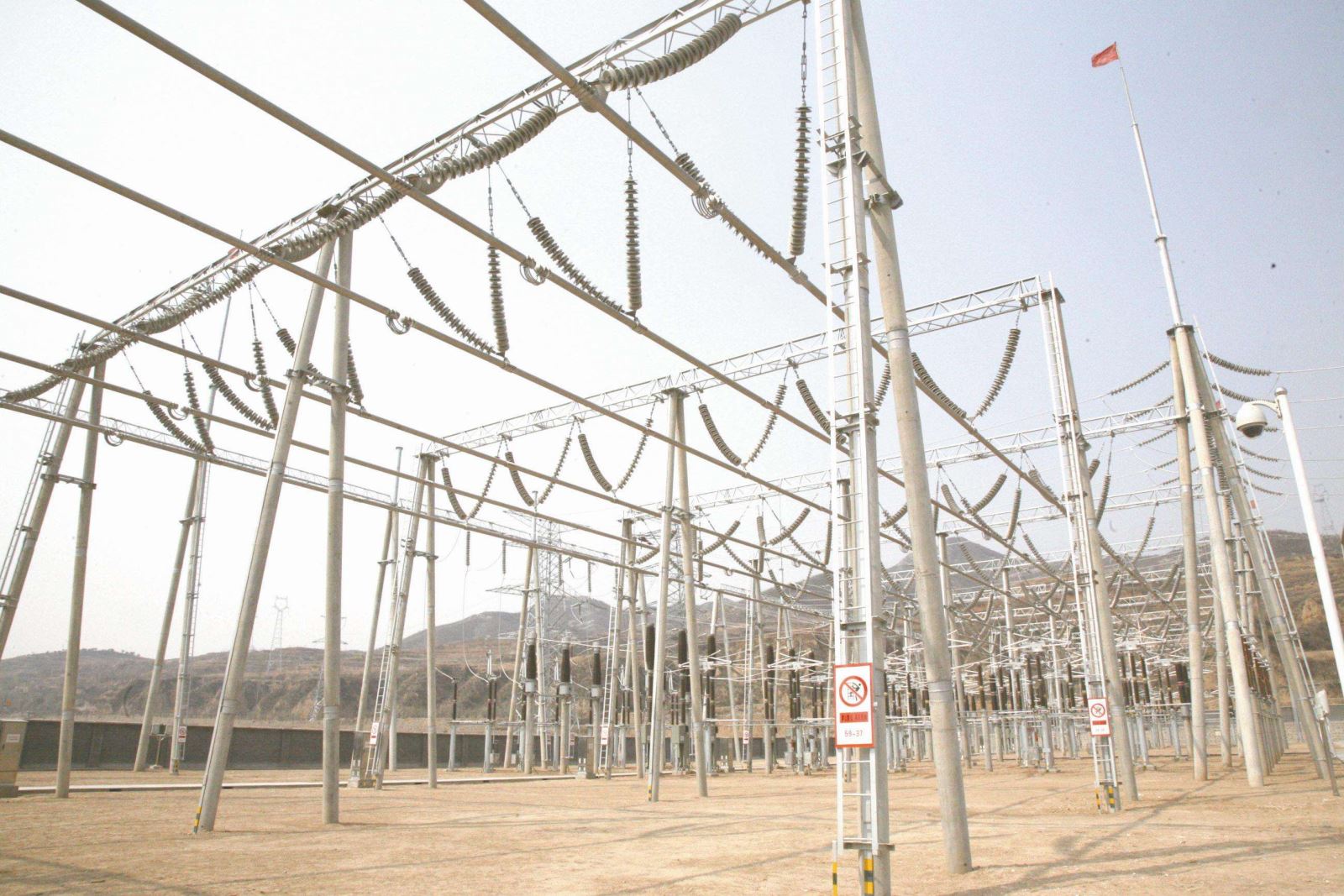 青海加强电网建设 一季度投资电网7.97亿元 青海加强电网建设 一季度投资电网7.97亿元