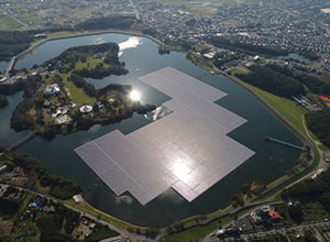 日本最大的浮动太阳能发电厂开始运营