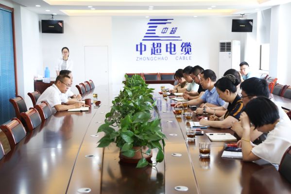 座谈会现场 座谈会现场