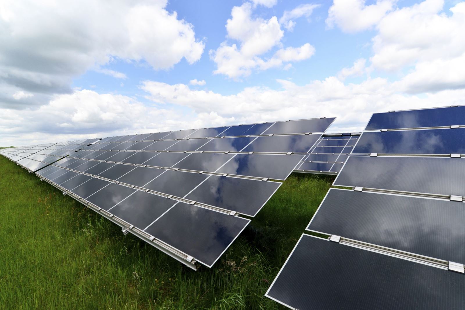 2017年瑞士新增光伏装机量仅242MW 2017年瑞士新增光伏装机量仅242MW