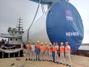广东省最大兆瓦海上风电塔筒顺利装船发货