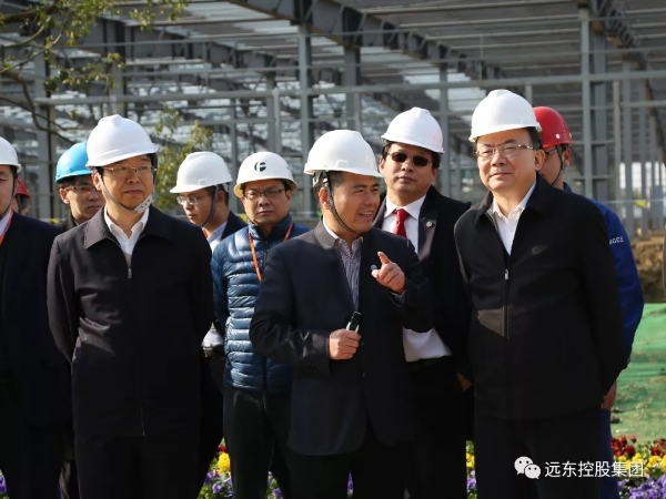 蒋锡培向李小敏书记等领导介绍福斯特江苏 蒋锡培向李小敏书记等领导介绍福斯特江苏