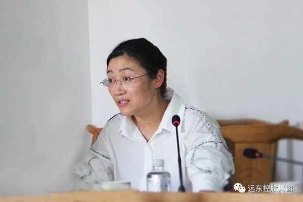 徐静在会上发言 徐静在会上发言
