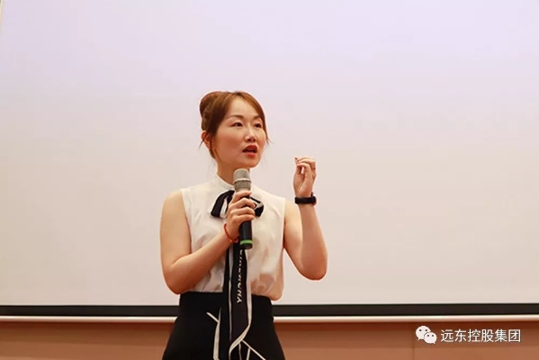 陈静作主题演讲 陈静作主题演讲
