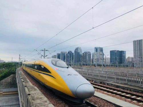 郑万铁路河南段启动联调联试 预计年内开通 郑万铁路河南段启动联调联试 预计年内开通
