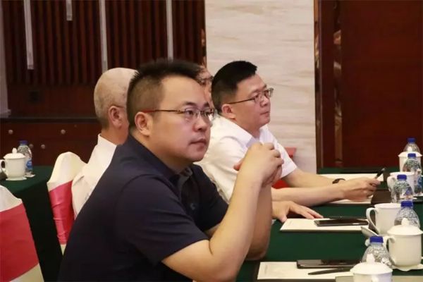 邵亮参会 邵亮参会