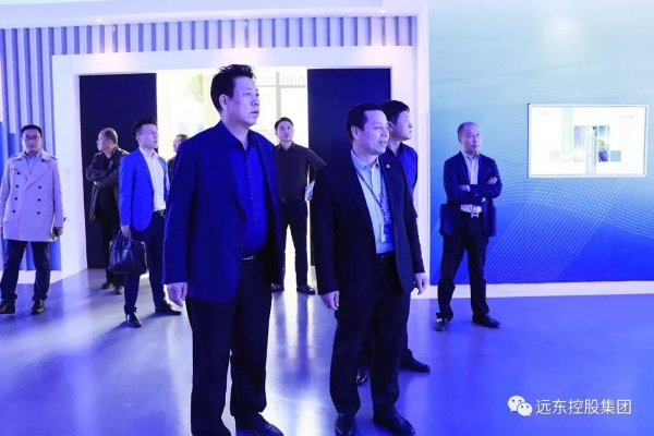 参观智慧能源科技馆 参观智慧能源科技馆