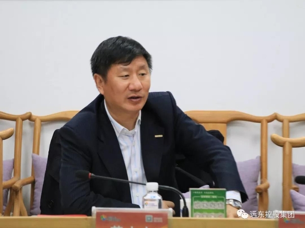黄大文在会上发言 黄大文在会上发言