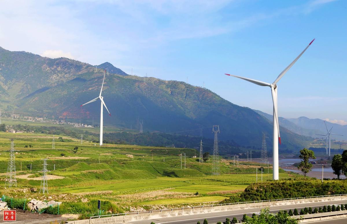 河北省将在25个山区、丘陵县谋划风电项目 河北省将在25个山区、丘陵县谋划风电项目