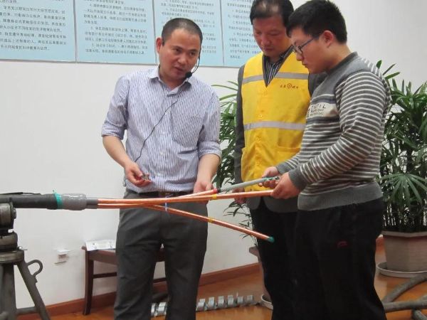 2020年度“双百工程”申报项目展播——“远东风启工匠”团队 2020年度“双百工程”申报项目展播——“远东风启工匠”团队