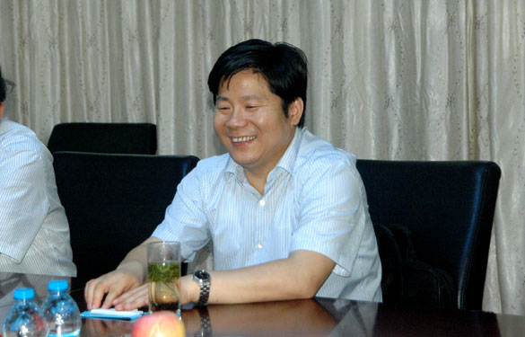 溧阳市代市长苏江华来江苏上上电缆集团指导工